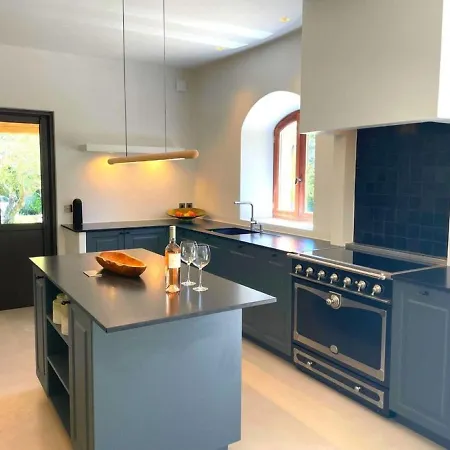 Villa Exotic 4 Bedroom Near Aix En Provence Nizza