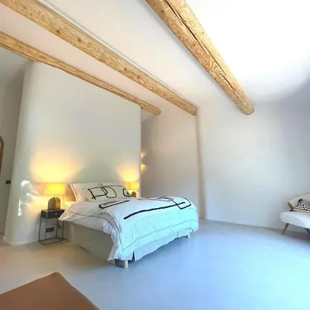 Exotic 4 Bedroom Near Aix En Provence 别墅